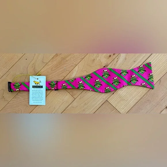 🆕 Bird Dog Bay 100% silk handmade Bow Tie - Picture 1 of 1